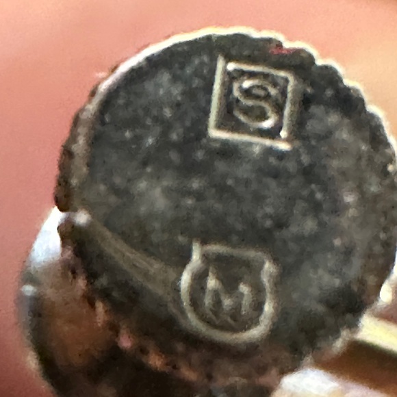 Mikimoto Silver and White Pearl Earrings
925 silver made - Picture 3 of 14